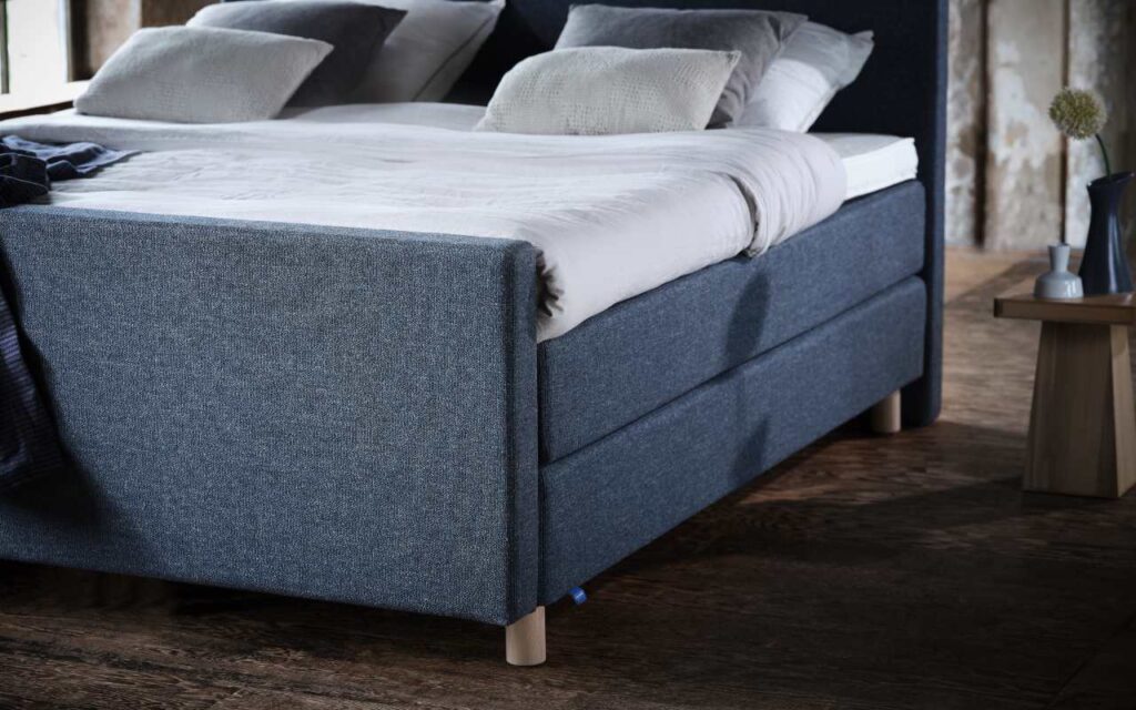 Pullman boxspring met voeteneinde - voetbord